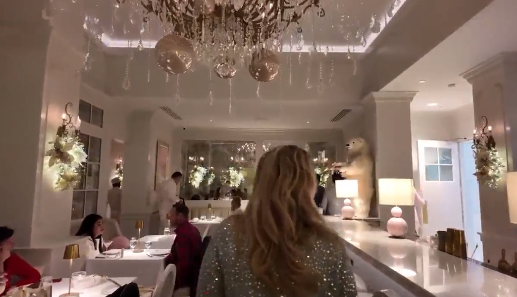 cake and bake interior